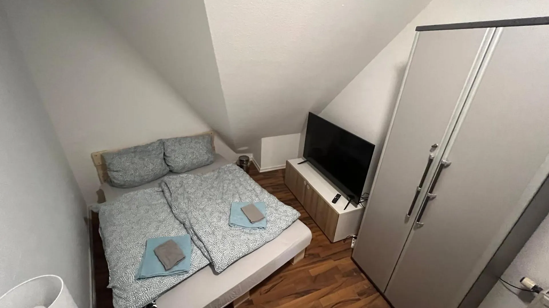 Alloggio in famiglia Privat-Zimmer - Ohne Fenster - Würzburg Germania